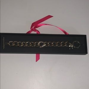 Gold Chain Link Bracelet